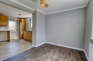 Diner- click for photo gallery